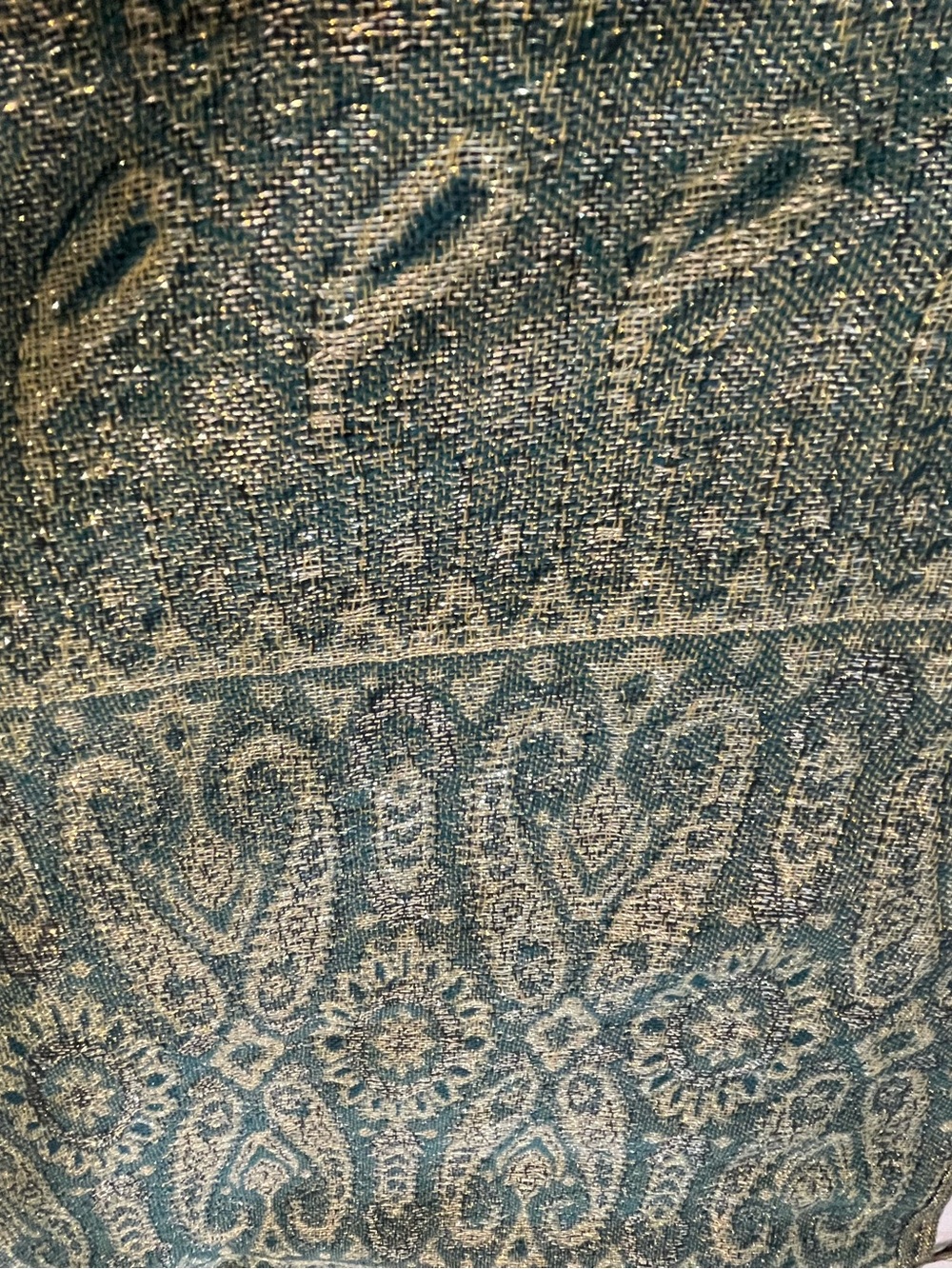 Pashmina and cashmere green and gold threads shawl - Picture 2 of 6